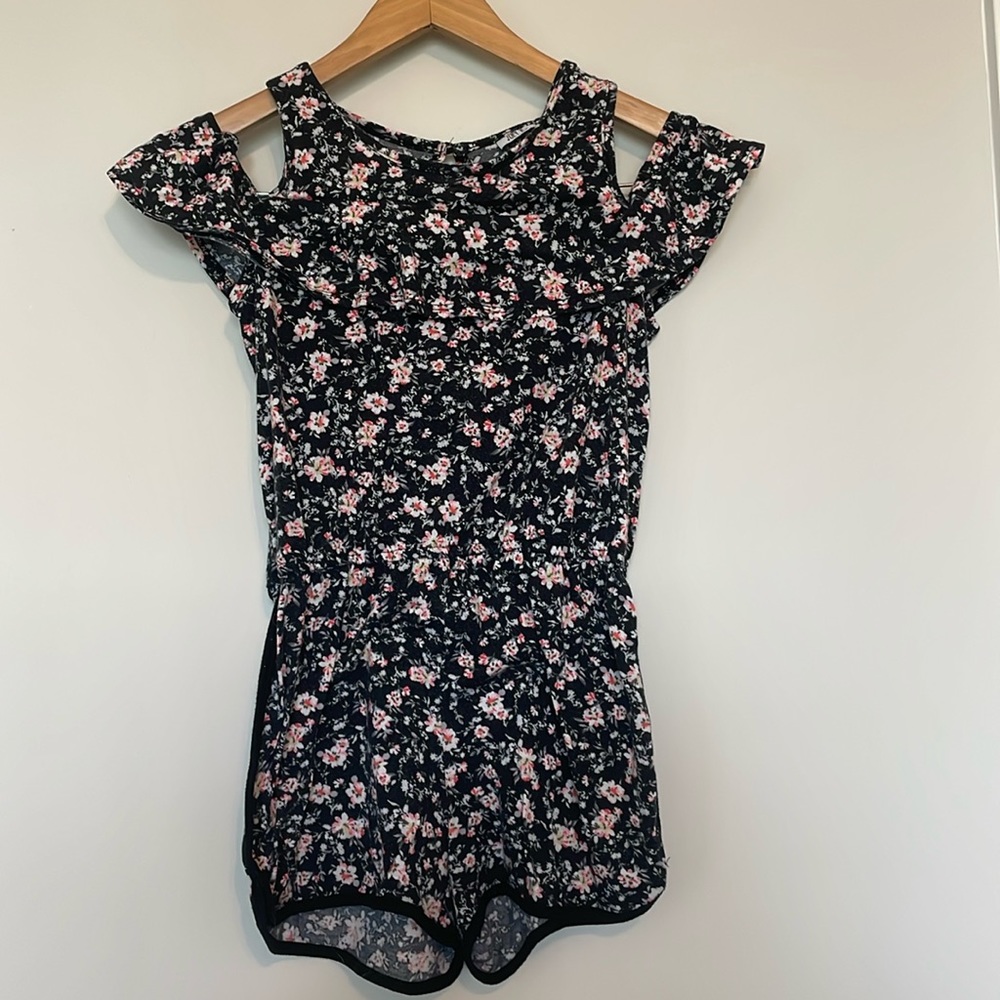 Joey B floral romper Sz L